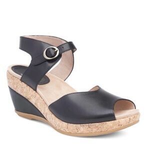 New Dansko Charlotte Black Leather Sandal Wedge open toe heel size 40 EU /US 10